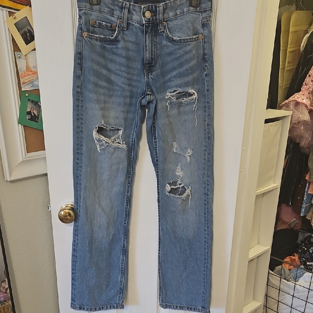 Aeropostale Low Rise Baggy Ripped Jeans